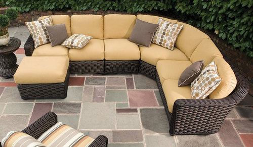 Layout A:  Four Piece Outdoor Sectional. 114" x 86"