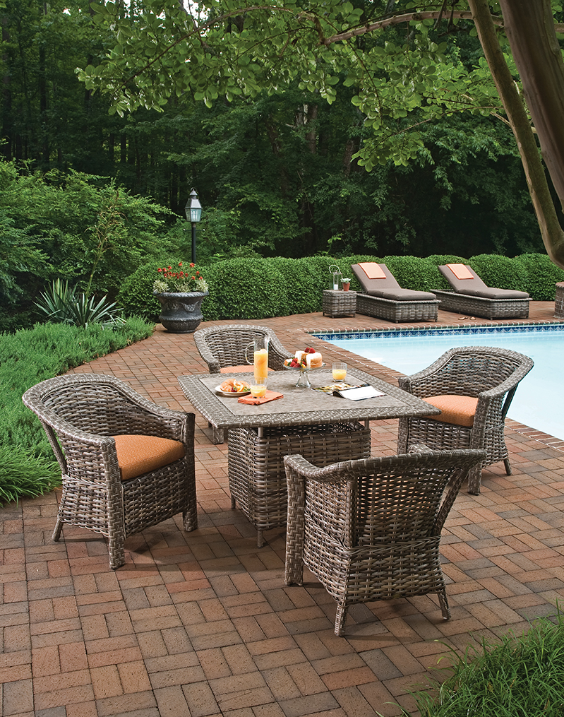 broyhill patio sectional on St Simons Outdoor 48 Square 5 Piece Sofas And Sectionals